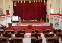 DPRD Landak Gelar Rapat Perpindahan dan Penetapan Alat Kelengkapan