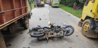 Salib Kendaraan Parkir, Pengendara Motor Tewas Dihantam Dump Truck Dari Arah Belawanan