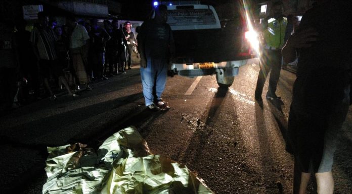Lakalantas Tunggal, di Jalan Nanga Pinoh- Sintang Seorang Pengendara Sepeda Motor Tewas Dilokasi