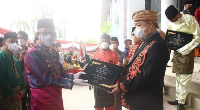 Ketapang Raih Peringkat Pertama Penghargaan Anugerah Paritrana Award se Kalbar
