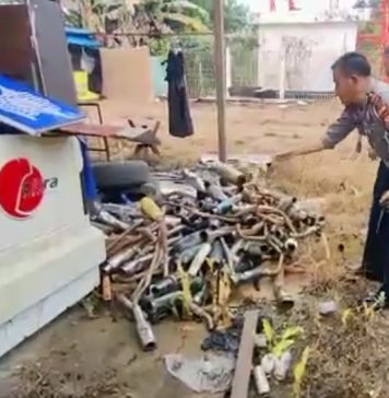 Resahkan Warga Dengan Suara Bising, Ratusan Knapot Racing Disita Polres Melawi Dari Sejumlah Pengendara