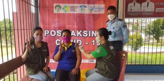 Warga Binaan Rutan Kelas II B Landak Terima Vaksinasi Dosis Pertama dan Kedua