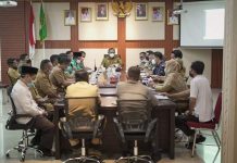 Sekda Ketapang Pimpin Rapat Koordinasi Percepatan Vaksinasi COVID-19