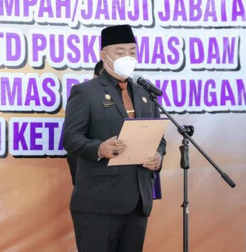 Lantik Kepala dan TU Puskesmas, Sekda Ketapang Ingatkan Lima Tugas Kepala Puskesmas