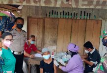 Tingkatkan Capaian, Puskesmas Karangan Gelar Vaksinasi Door to Door