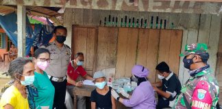 Tingkatkan Capaian, Puskesmas Karangan Gelar Vaksinasi Door to Door