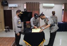 Pimpin Sertijab Kabag SDM dan Kapolsek Menjalin, Waka Polres Landak : Ciptakan Terobosan Inovatif