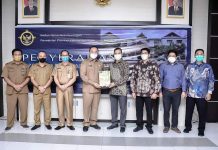 Pemkab Ketapang Serahkan LKPD Tahun Anggaran 2021 Kepada BPK RI Perwakilan Kalbar