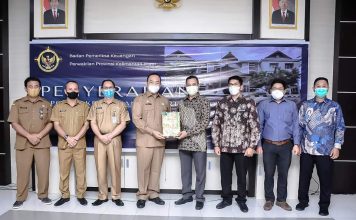 Pemkab Ketapang Serahkan LKPD Tahun Anggaran 2021 Kepada BPK RI Perwakilan Kalbar