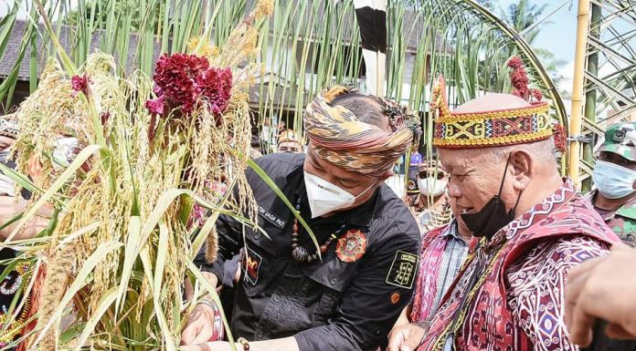Sekda Ketapang Harapkan Tradisi Adat Bejujokng Tetap Dilestarikan