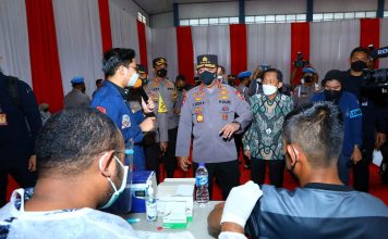 Jelang Ramadan Kapolri Kejar Target Vaksin Booster