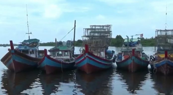 Solar Mahal, Nelayan Ketapang Pilih Tidak Melaut