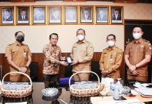 Sekda Pimpin Rapat Penawaran Kerjasama Polnep Dengan Pemkab Ketapang