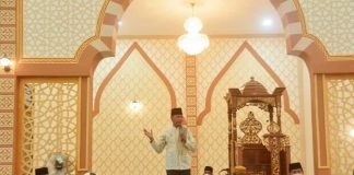 Gelar Safari Ramadhan Wabup Ketapang Serahkan Bantuan