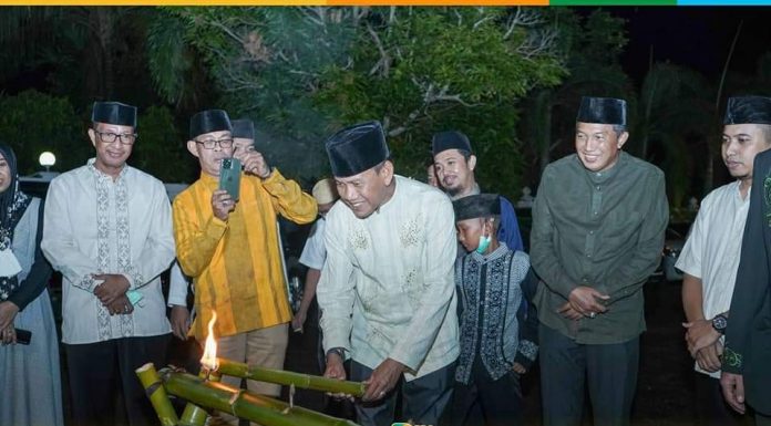 Wabup Ketapang Nyalakan Keriang Bandong Tradisi Budaya Melayu Jelang Lebaran