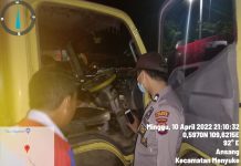 Antisipasi Tindak Kejahatan, Polisi Periksa Setiap Kendaraan Lewat Mako Polsek Menyuke