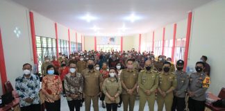 Tingkatkan Mutu Pendidikan, Bupati Landak Beri Pembinaan Kepala Sekolah