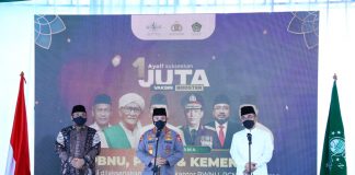 Kapolri Tinjau Pelaksanaan 1 Juta Vaksinasi Booster