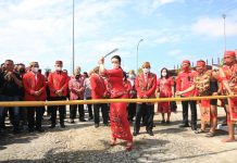 Ritual Adat Naik Dango ke 37, Bupati Karolin Sampaikan Hasil Panen Padi Di Landak