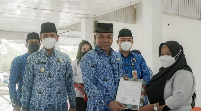 459 Guru PPPK di Ketapang Terima Surat Keputusan Pengangkatan