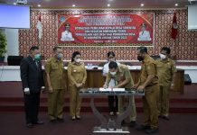 Sosialisasi Pilkades Serentak, Bupati Landak Minta Kepala Desa Memahami Tahapan Pemilihan