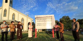 Bupati Landak Resmikan Gereja Katolik Santo Petrus Stasi Ladangan