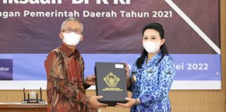 5 Tahun Pimpin Landak, Bupati Karolin Selalu Terima Opini WTP