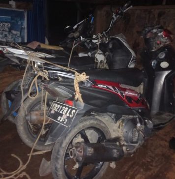 Berusaha Kabur Usai Senggol Sepeda Motor, Sopir Mobil Dump Truck Diamankan Warga
