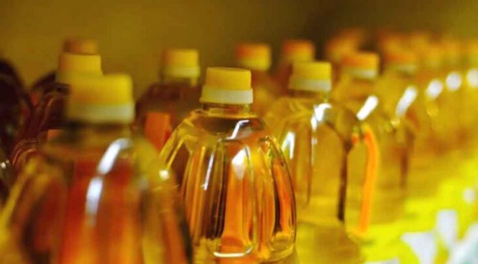 Harga Minyak Goreng di Nanga Tayap Ketapang Masih Tinggi