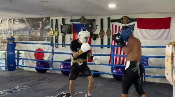 Persiapkan Diri Hadapi Petinju Thailand Pada 1 Juli, Daud Cino Yordan Mulai Pemusatan Latihan