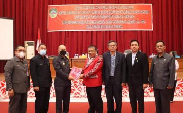 Pj Bupati Landak Sampaikan Pidato Pengantar Raperda Pertanggungjawaban Pelaksanaan APBD Tahun Anggaran 2021