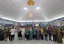 Wabup Ketapang Farhan Hadir Pelepasan Keberangkatan Calon Jemaah Haji di Batam