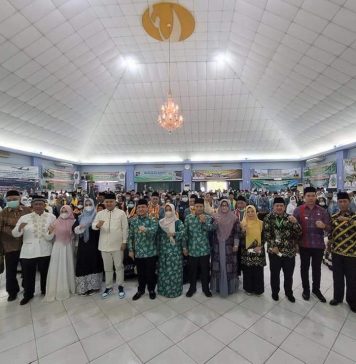 Wabup Ketapang Farhan Hadir Pelepasan Keberangkatan Calon Jemaah Haji di Batam