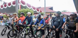 200 Pesepeda Meriahkan Fun Bike Dalam Rangkaian HUT Bhayangkara ke 76 di Ketapang