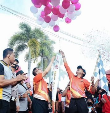 Wakil Bupati Ketapang Lepas Gerak Jalan Santai Rangkaian HUT Bhayangkara ke 76