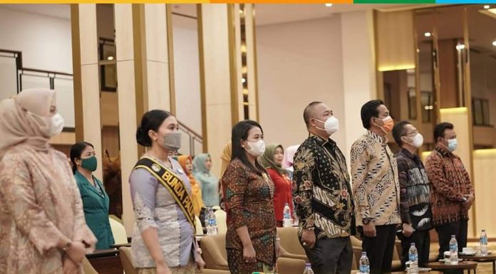 Sekda Ketapang Buka Kegiatan Pengukuhan dan Rakor Bunda PAUD Kecamatan Tahun 2022