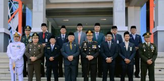 Peringati Hari Berkabung Daerah Provinsi Kalbar, Sekda Ketapang Jadi Inspektur Upacara