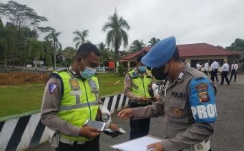 Tidak Bawa Identitas Diri, Sejumlah Anggota Polres Landak Disanksi Dalam Giat Gaktibplin