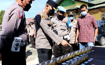 Anggota Polres Melawi Dites Urine, Ini Hasilnya