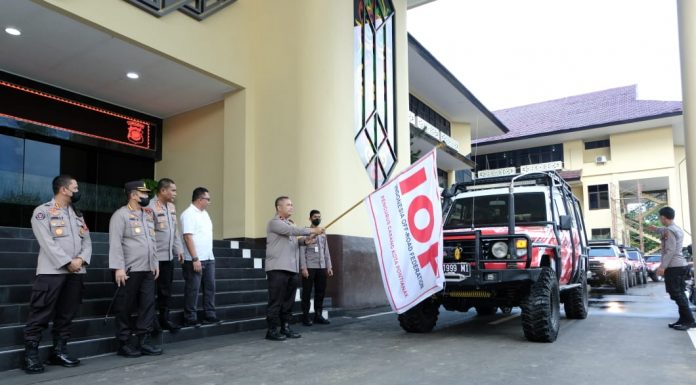 Sembilan Mobil Offroad Dari Polda Kalbar dan IOF Kalbar Ikuti Bhayangkara Offroad Adventure