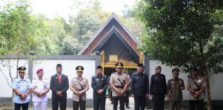 Peringati Hari Berkabung Daerah di Makam Juang Mandor, Kapolda Kalbar Jadi Inspektur Upacara