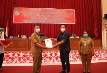 Faksi DPRD Landak Sampaikan Pandangan Umum Raperda Pertanggungjawaban APBD Tahun Anggaran 2021
