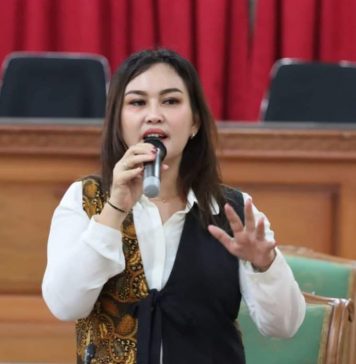 Ketua Komisi C DPRD Margareta, Terpilih Sebagai Ketua Umum IAKMI Landak Masa Bhakti Tahun 2022-2027