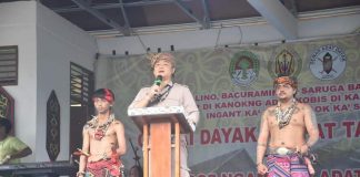 Sekda Ketapang Buka Gawai Nyapat Taunt di Kecamatan Simpang Hulu