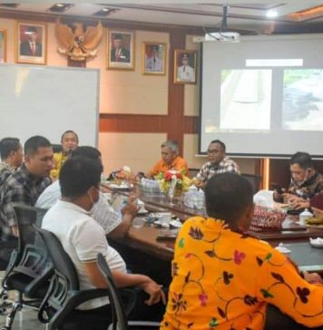Pemkab Ketapang Gandeng Perusahaan Perbaiki Jalan dan Jembatan Rusak Pelang-Batu Tajam