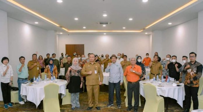 Sekda Ketapang Buka Dialog Multipihak Pembangunan Berkelanjutan