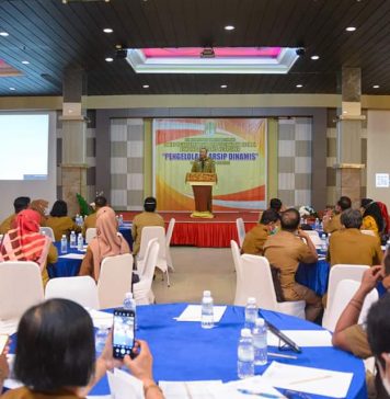 Sekda Ketapang Buka Bimtek Kearsipan