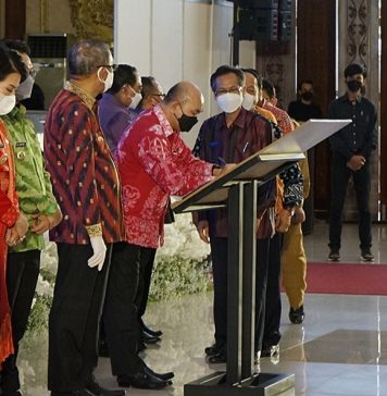Pj Bupati Landak Samuel Hadiri Kegiatan High Level Meeting TP2DD