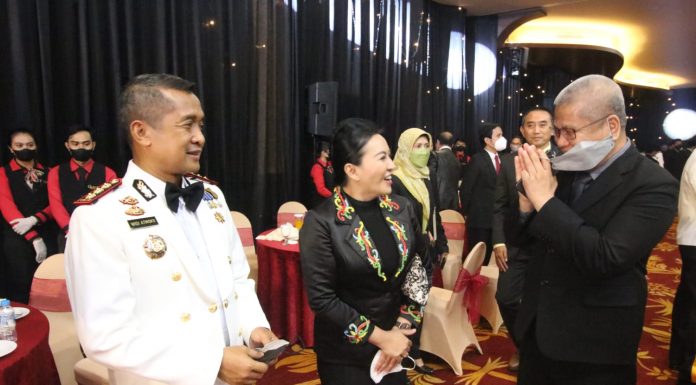 Karolin Hadiri Malam Keakraban Hari Bhayangkara ke 76 Polda Kalbar