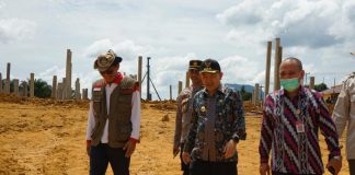 Pj Bupati Landak Samuel Tegaskan Jangan Ada Penyimpangan Pembangunan Rumah Sakit Pratama di Mempawah Hulu